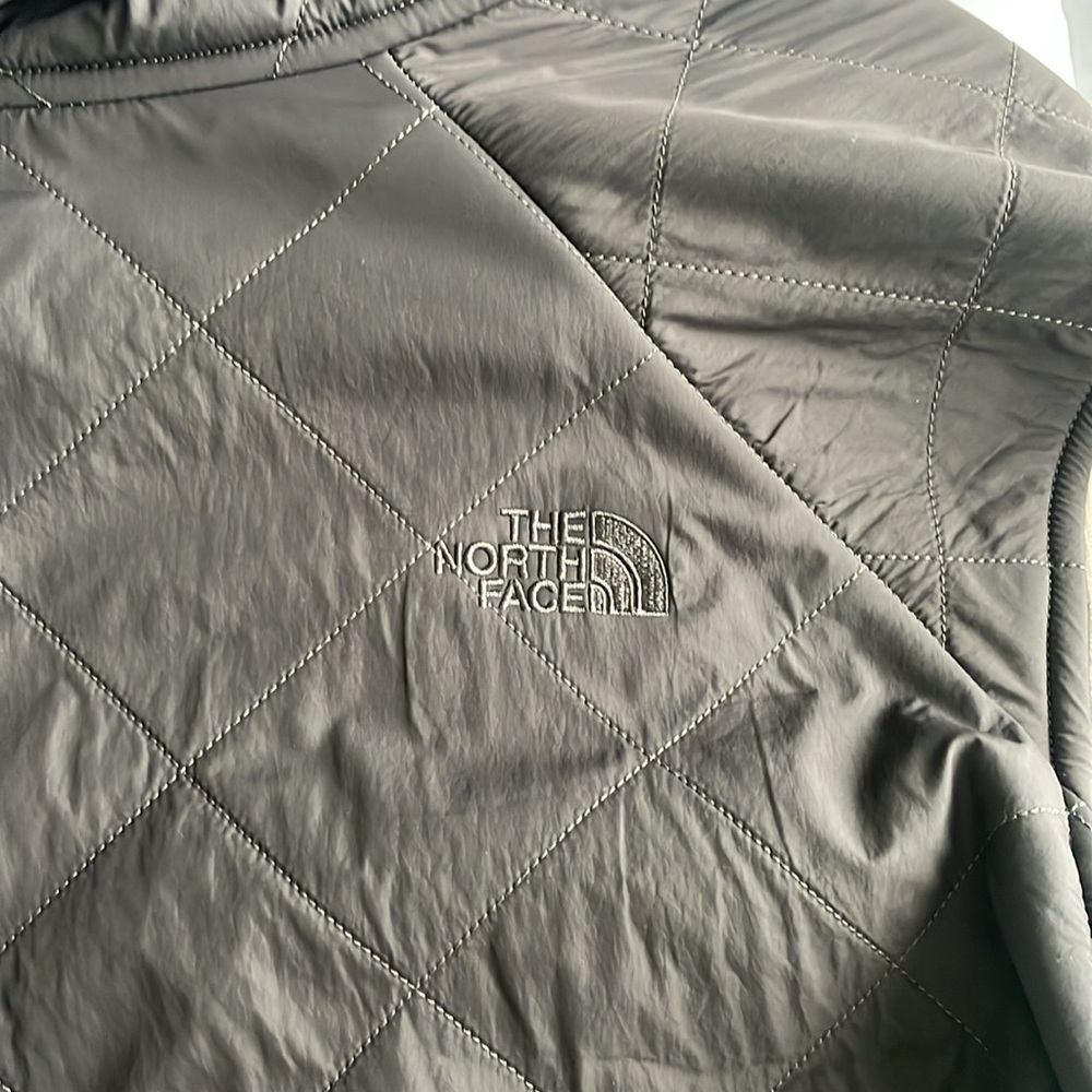 Northface Pullover - image 6